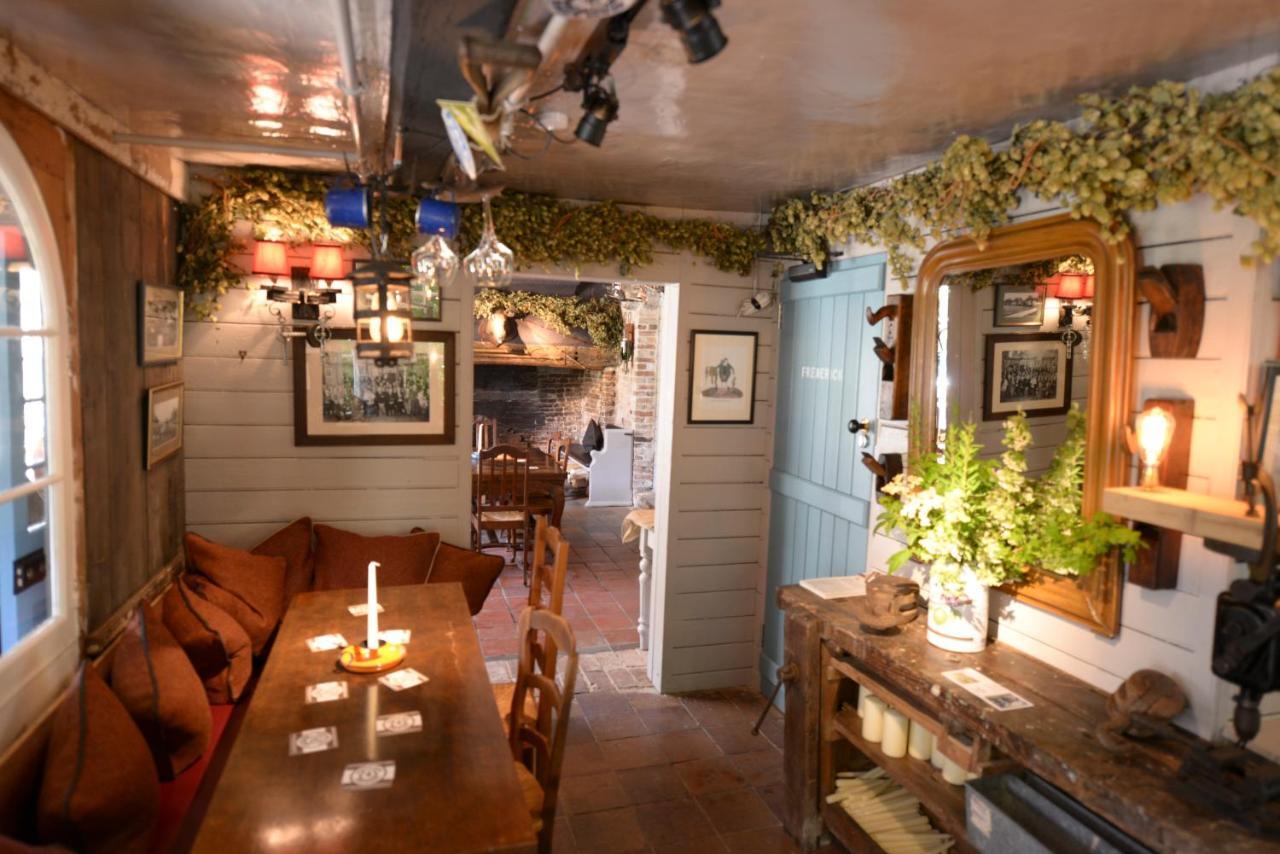 The Woolpack Inn Wavehorne Εξωτερικό φωτογραφία